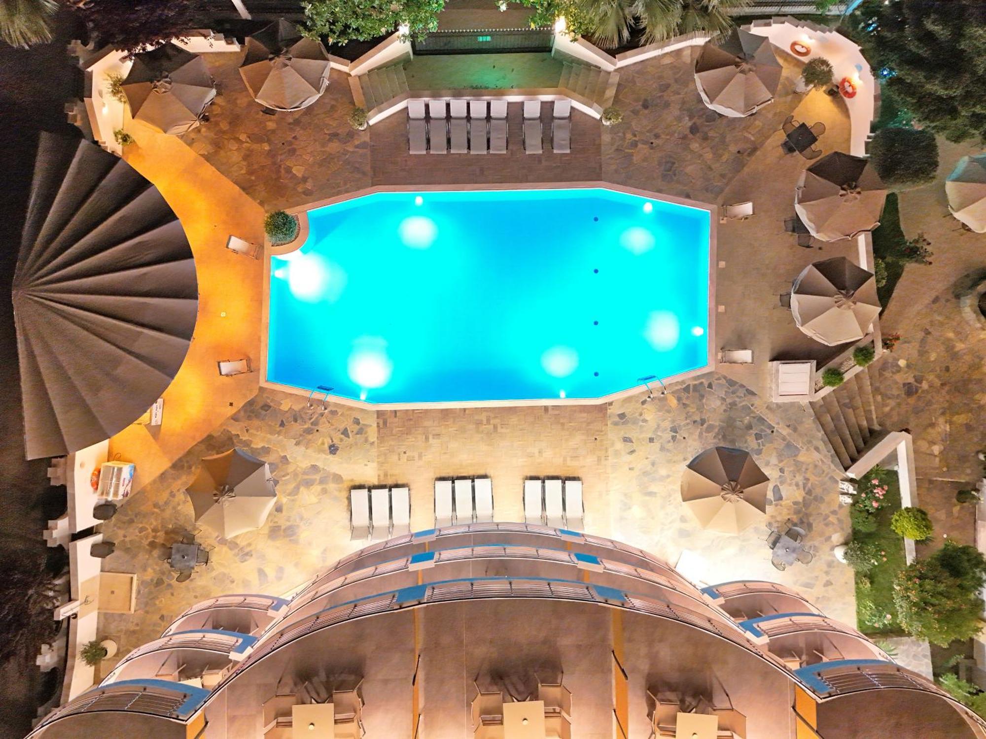 Hotel Olympion Melathron à Platamonas Extérieur photo